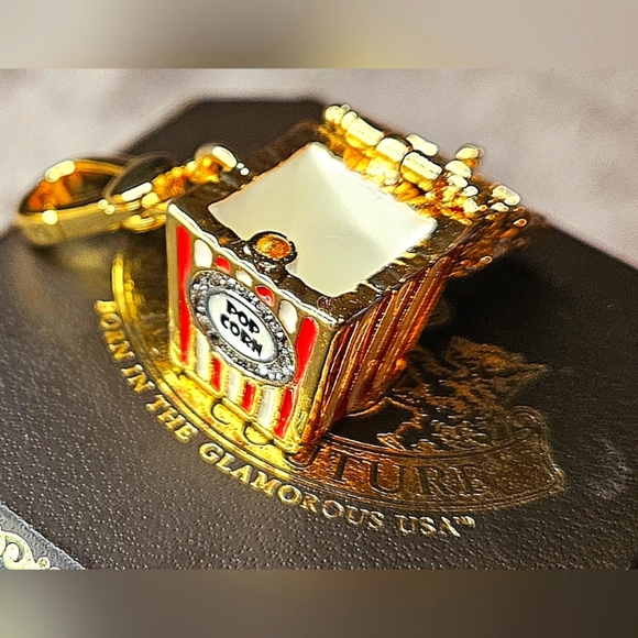 Juicy Couture Gold Red Striped Popcorn Charm Locket Opens Pop Corn Movies Snack - Picture 3 of 16